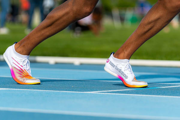 Supershoes et chaussures à pointes : pourquoi ne connaissent-elles pas la même évolution ?