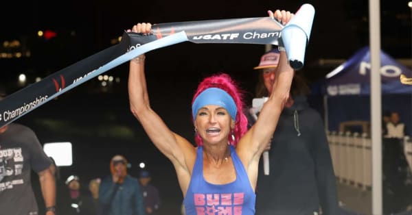 160 km à 13 km/h : Ashley Paulson bat le record du monde du 100 Miles en 12h19’34
