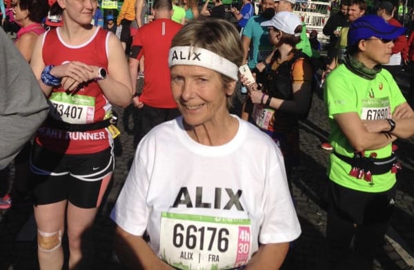 À 80 ans, Alix Revenu tire sa révérence au Marathon de Paris