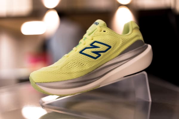 New Balance présente à Paris la nouvelle 1080 v15, chaussures running pour footings du quotidien, et Marathons.com y était