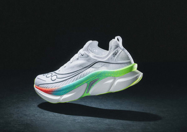 Saucony Endorphin Elite 3 : la chaussure de compétition la plus aboutie de la marque