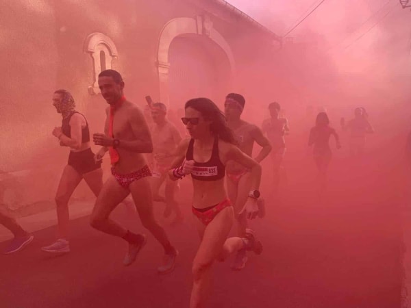 La Slip Race de Nébian : une course loufoque et unique
