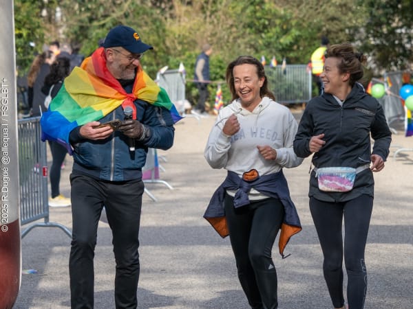 A breeze of love at the Valentine’s Day Race in Parc des Buttes-Chaumont!