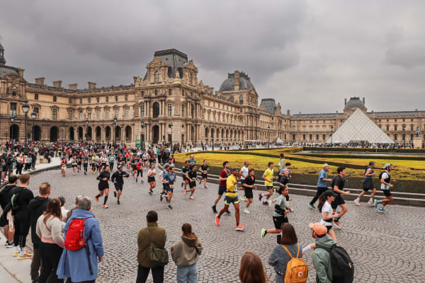 Marathon de Paris : les 5 meilleurs spots pour suivre et encourager les coureurs