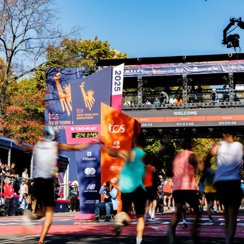 Pět mostů, 250 m stoupání a vyšinuté publikum. Trasa maratonu v New Yorku a pasti, které vás na ní čekají.