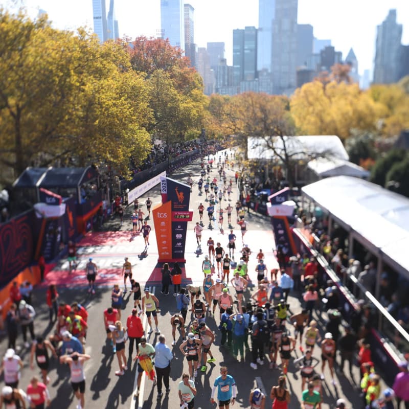 Pět mostů, 250 m stoupání a vyšinuté publikum. Trasa maratonu v New Yorku a pasti, které vás na ní čekají.