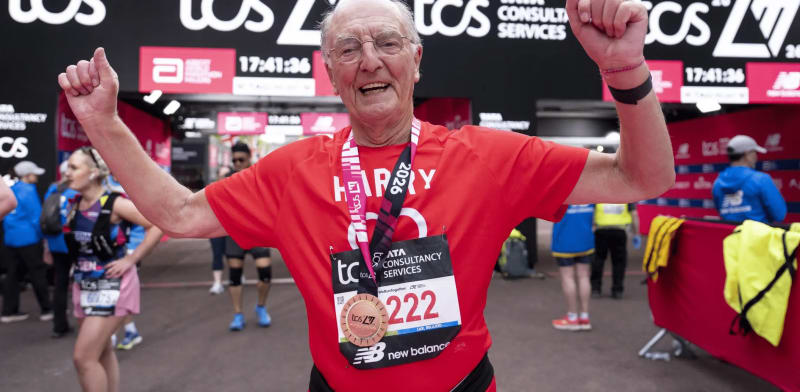 Découvrez les chiffres clés du Marathon de Londres 2026 : 59 830 finishers, deux hommes sous les 2 heures, record du monde féminin et une édition historique pour le running mondial.