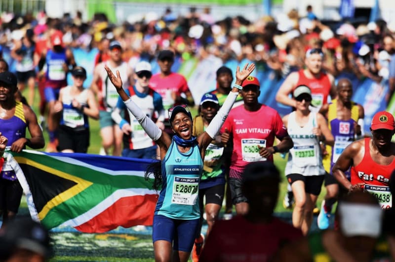 Loterie, temps qualificatifs... Tout savoir pour s'inscrire au Marathon Two Oceans à Cape Town, avec un ultra de 56 km et un semi-marathon.