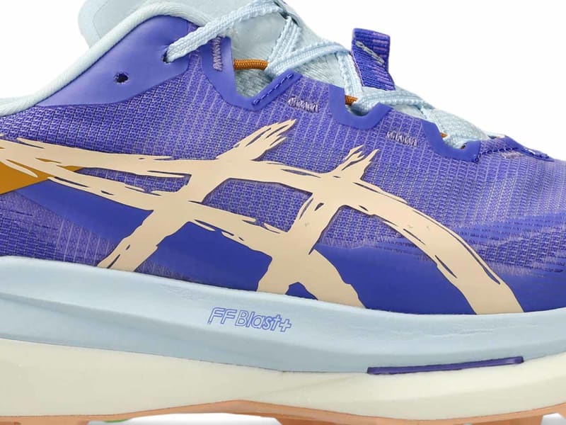 ASICS FUJISPEED 4 chaussure trail