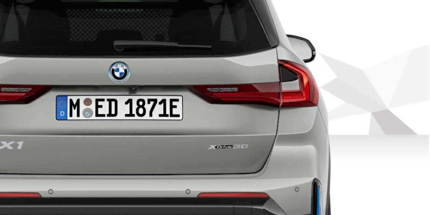 BMW iX1