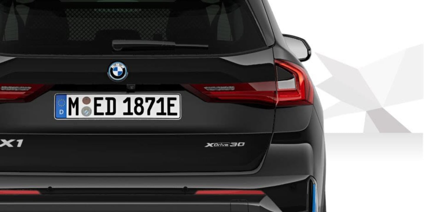 BMW iX1