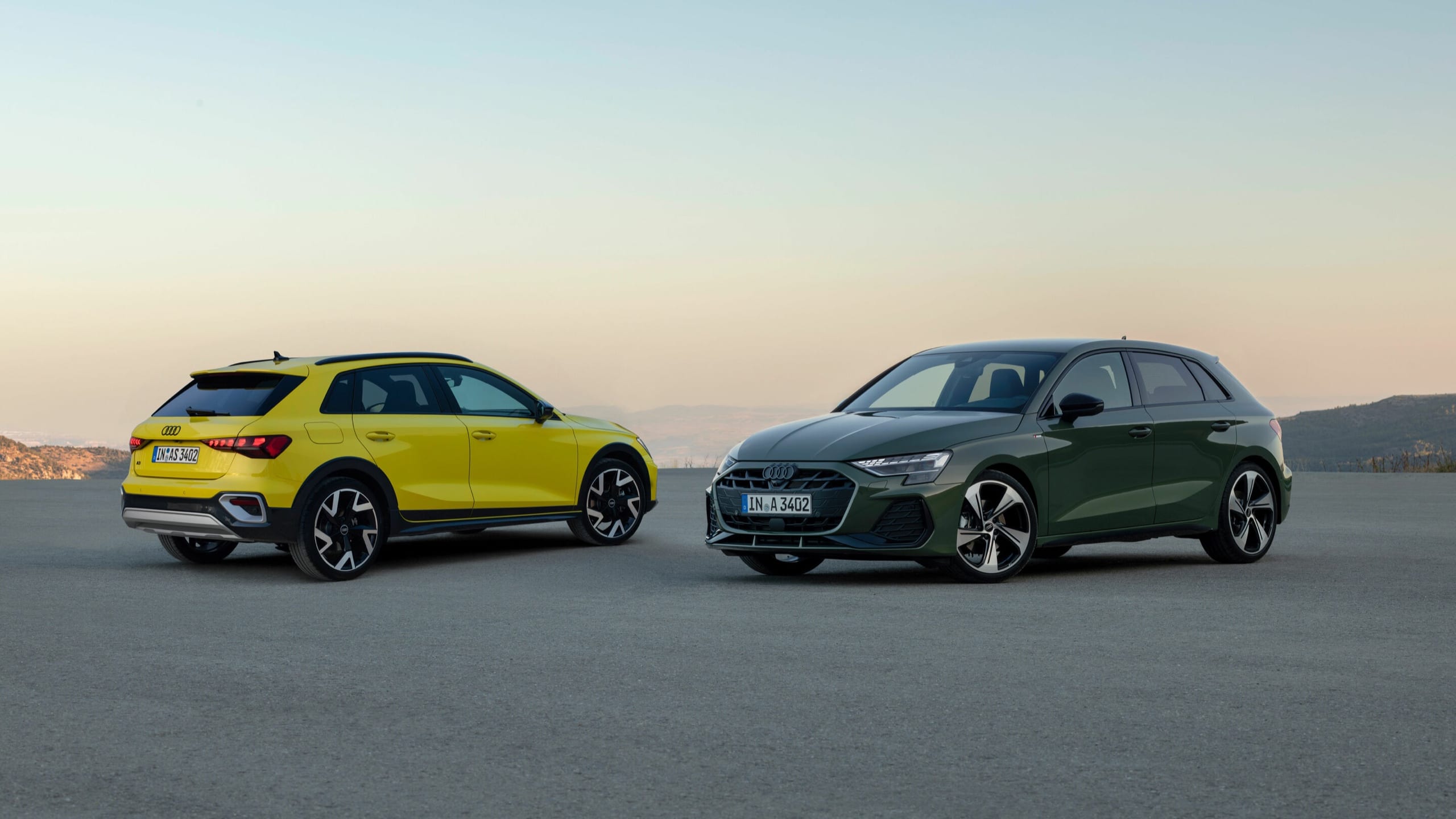 Ein Audi A3 Sportback und Audi A3 allstreet.
