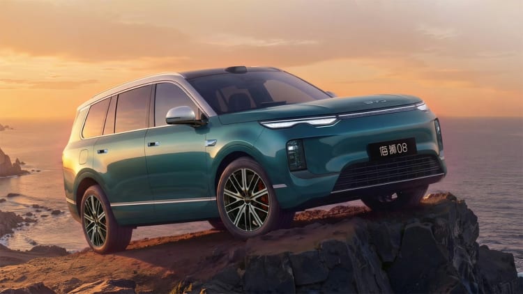 BYD Sealion 08