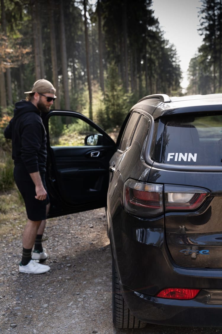 Die größten SUVs nur bei FINN