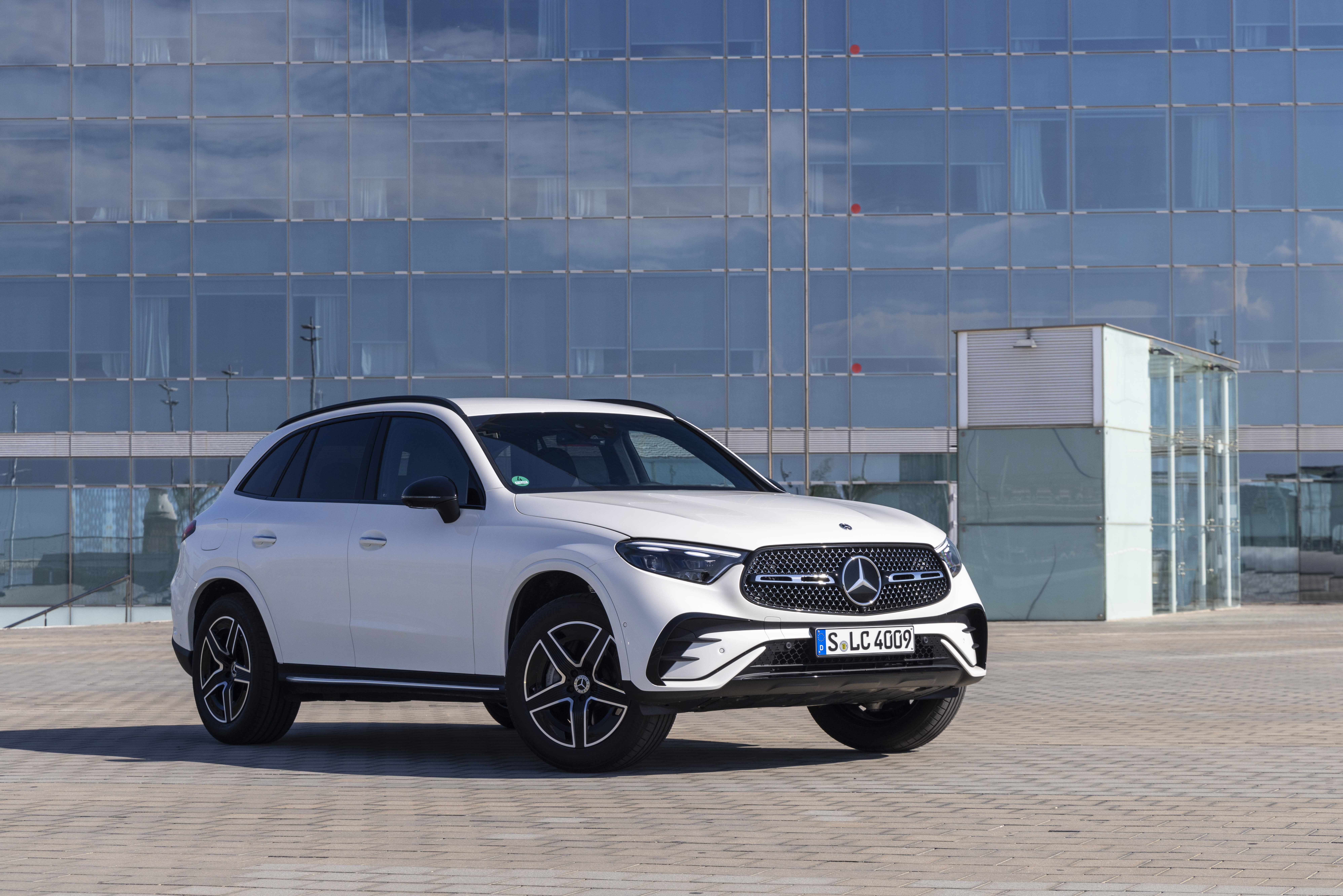 Ein weißer GLC.