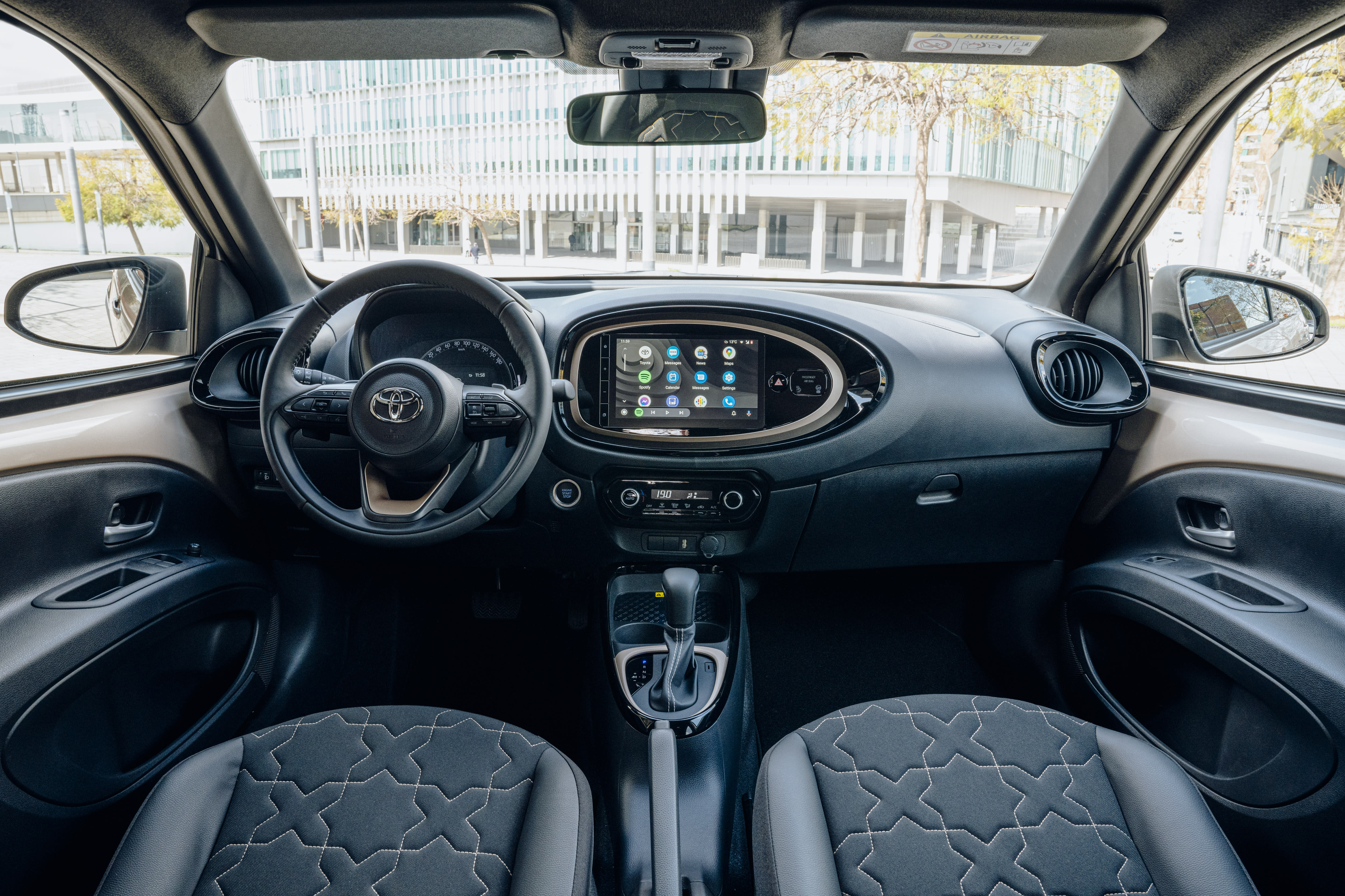 Innenraum vom Toyota Aygo X.
