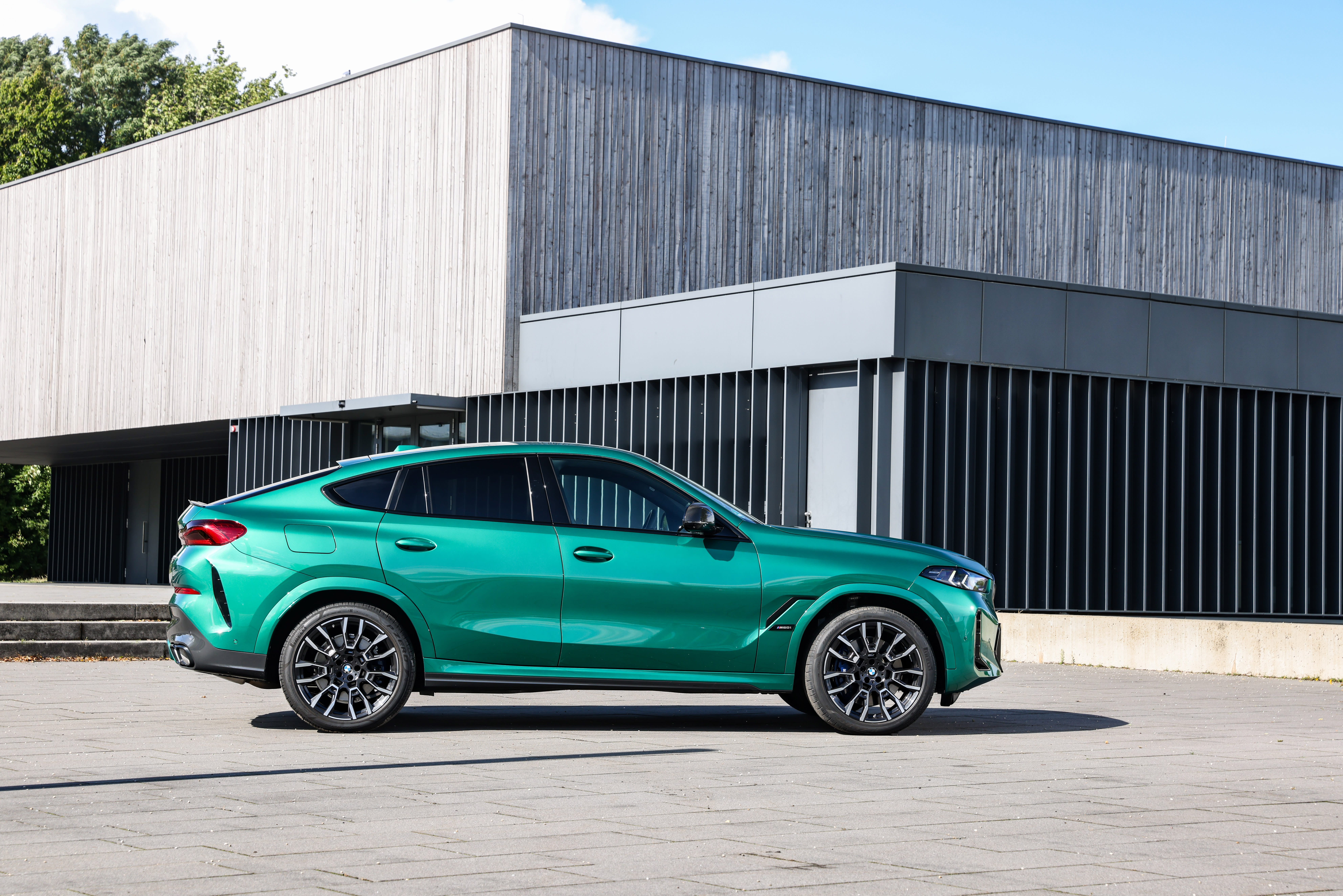 Ein BMW X6.