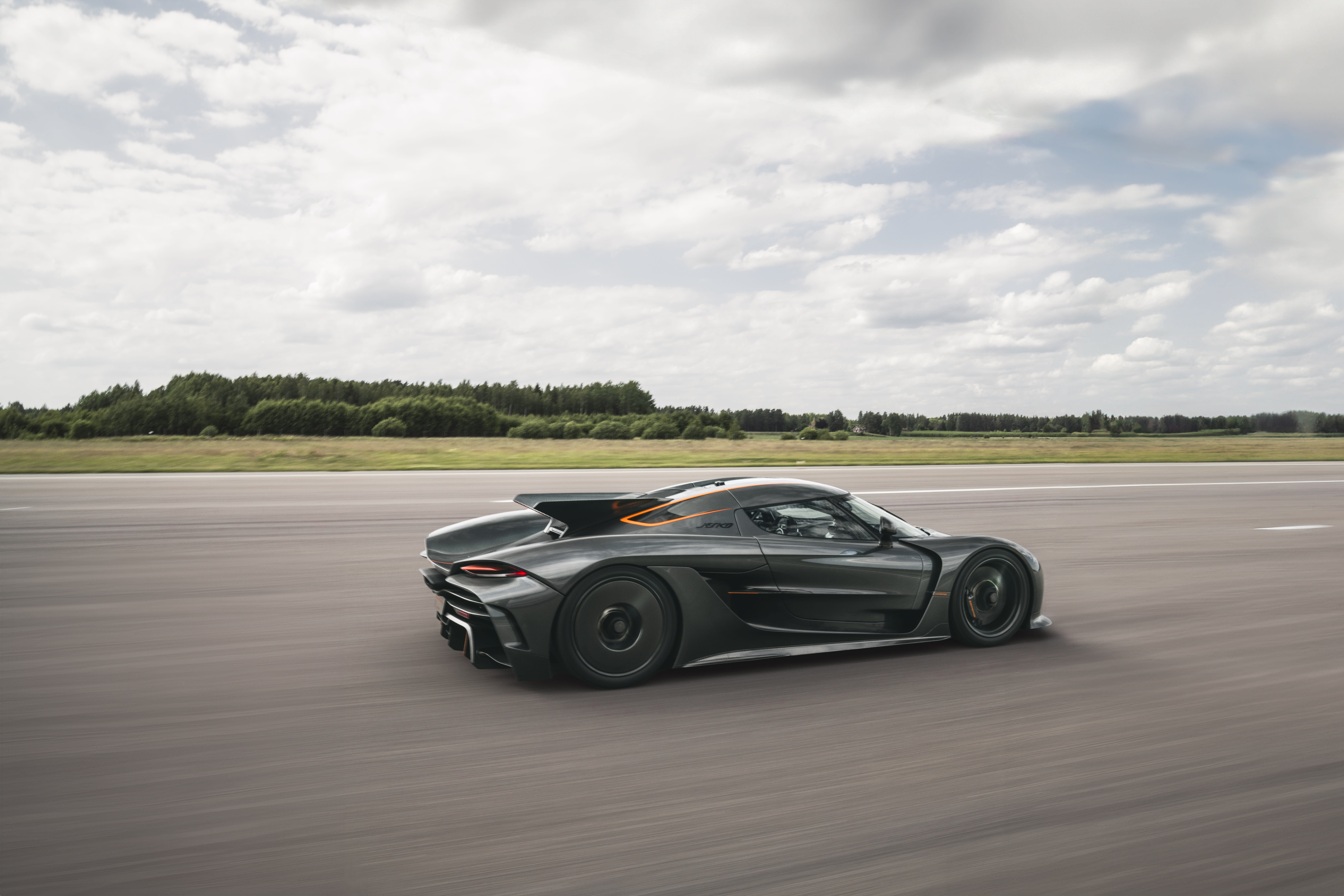 Ein Koenigsegg Jesko Absolut.