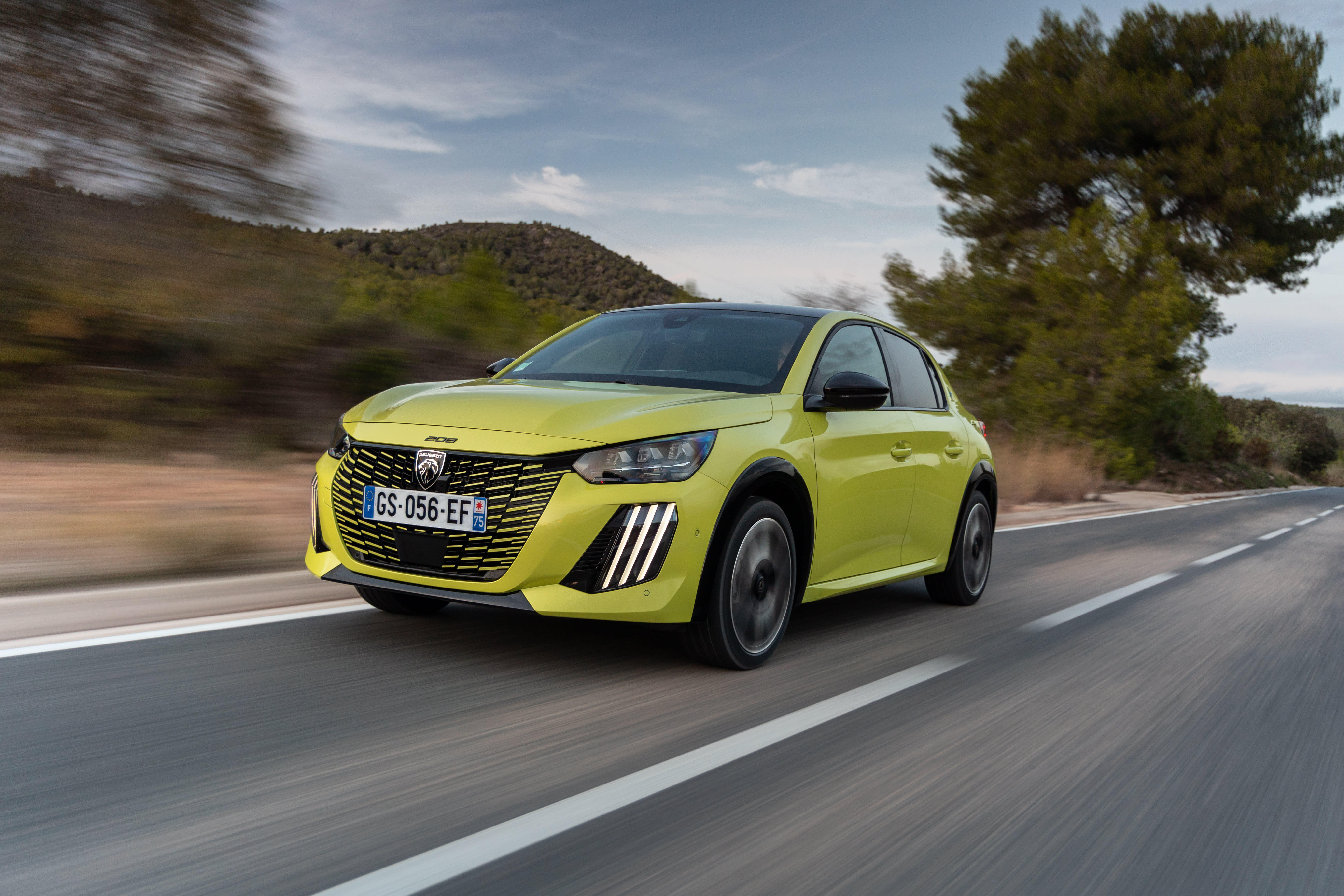 Ein Peugeot 208 Hybrid.