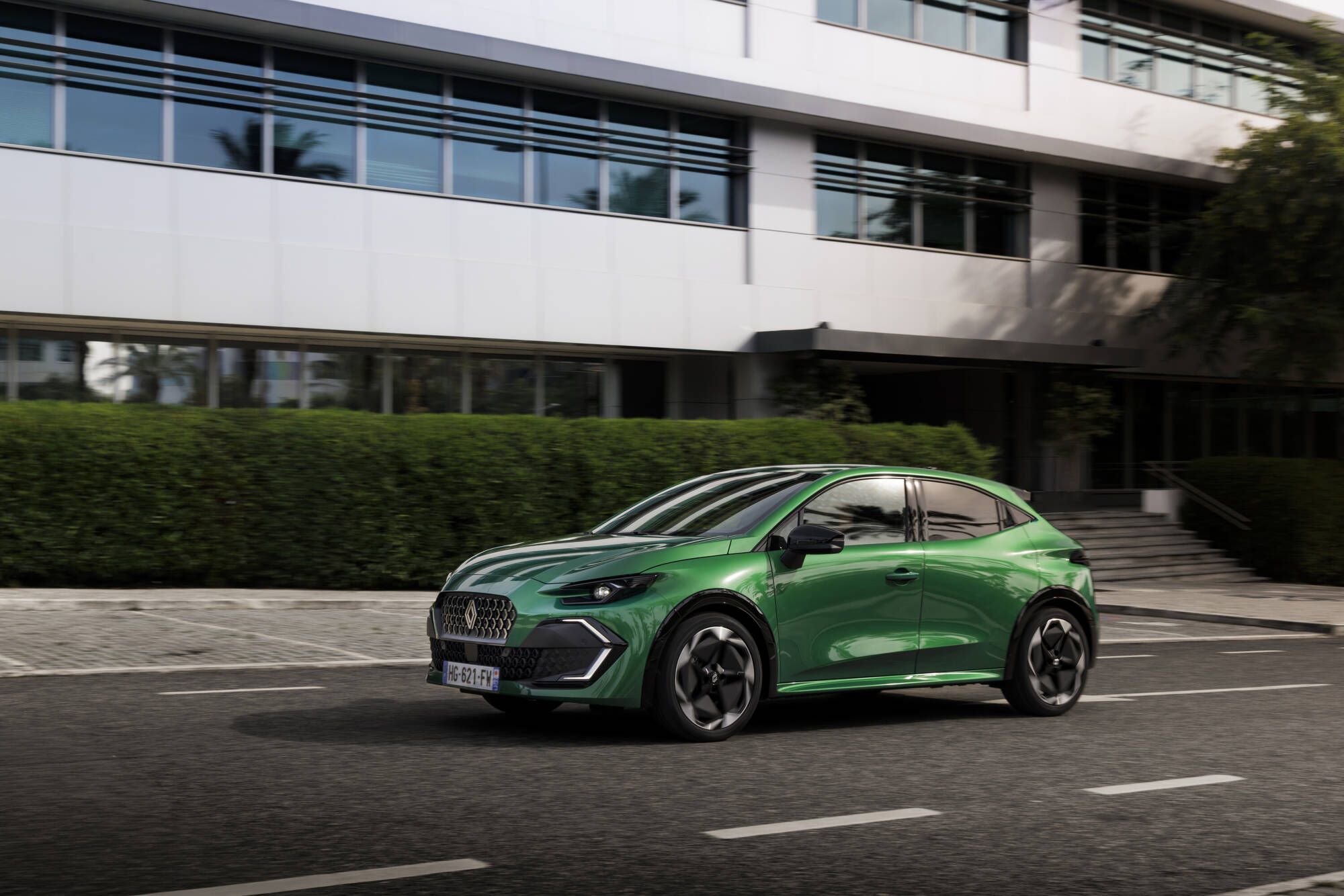 Renault Clio Full Hybrid E-Tech Seitenansicht