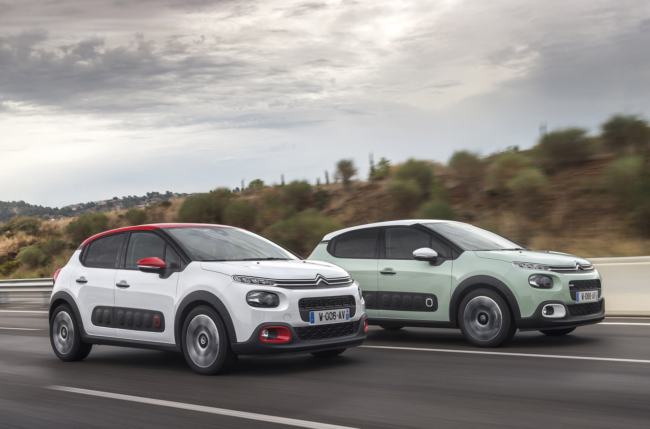 Zwei Citroën C3.