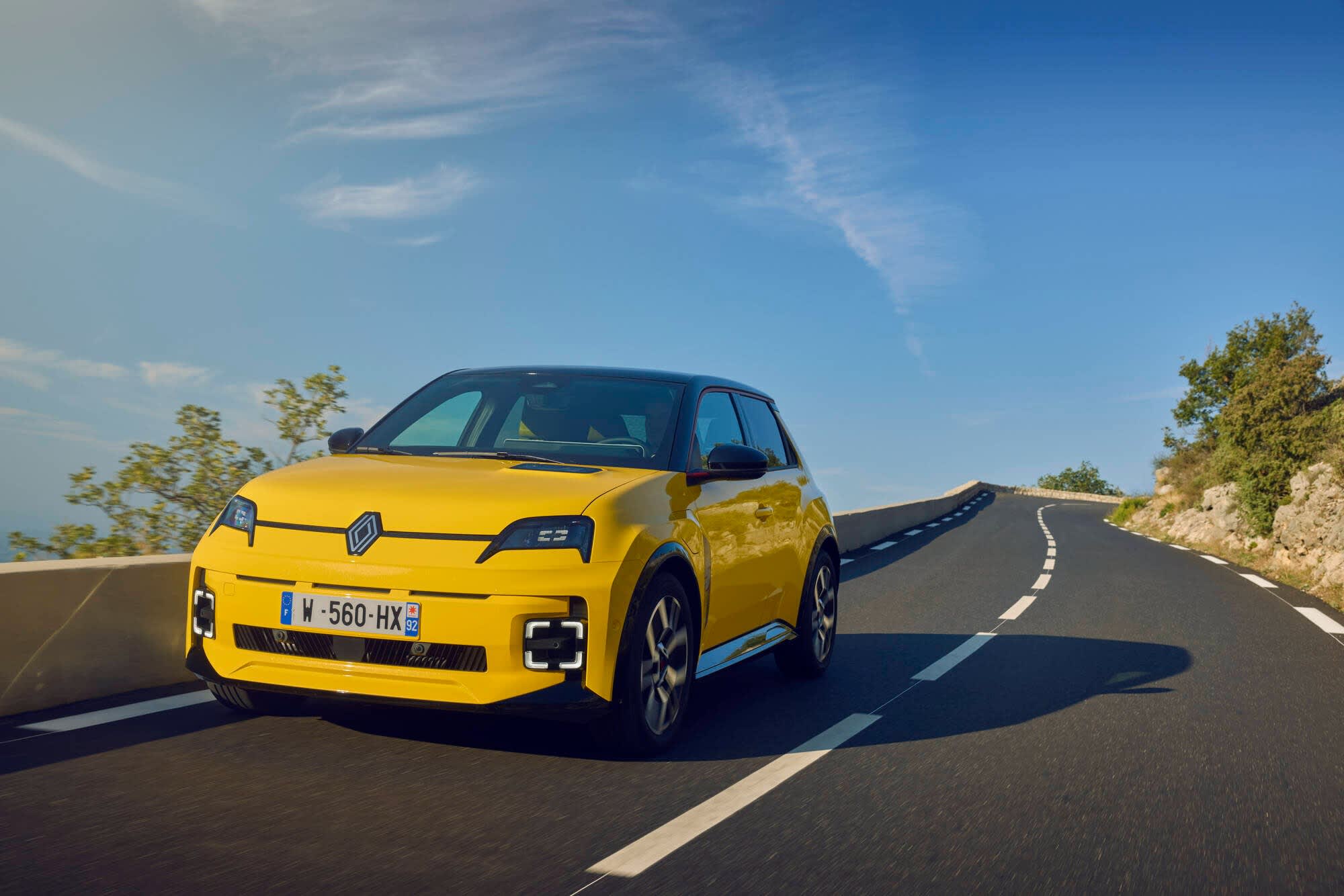 Ein Renault 5 E-Tech Electric als einer der besten Kleinwagen 2026.