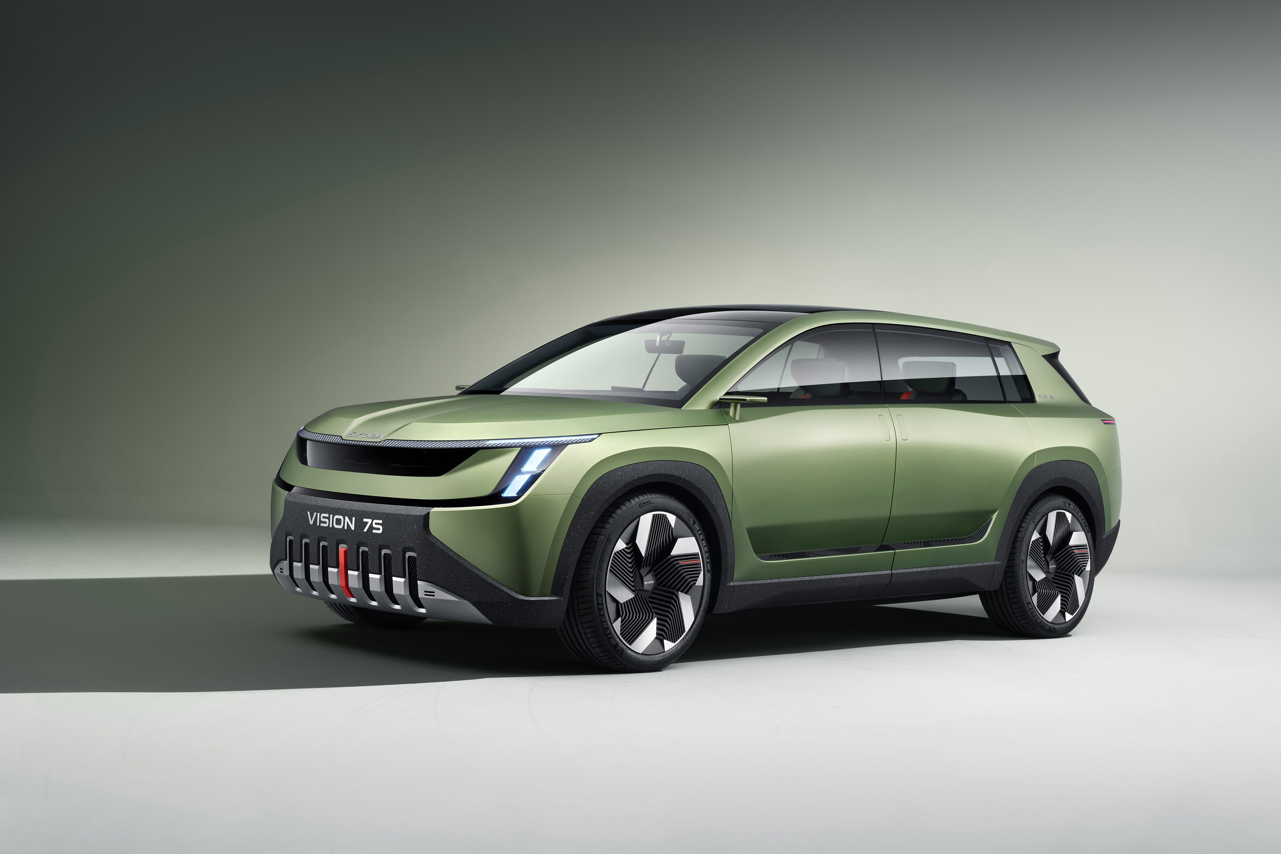Eine Konzeptstudie des Škoda Vision 7S (2022).