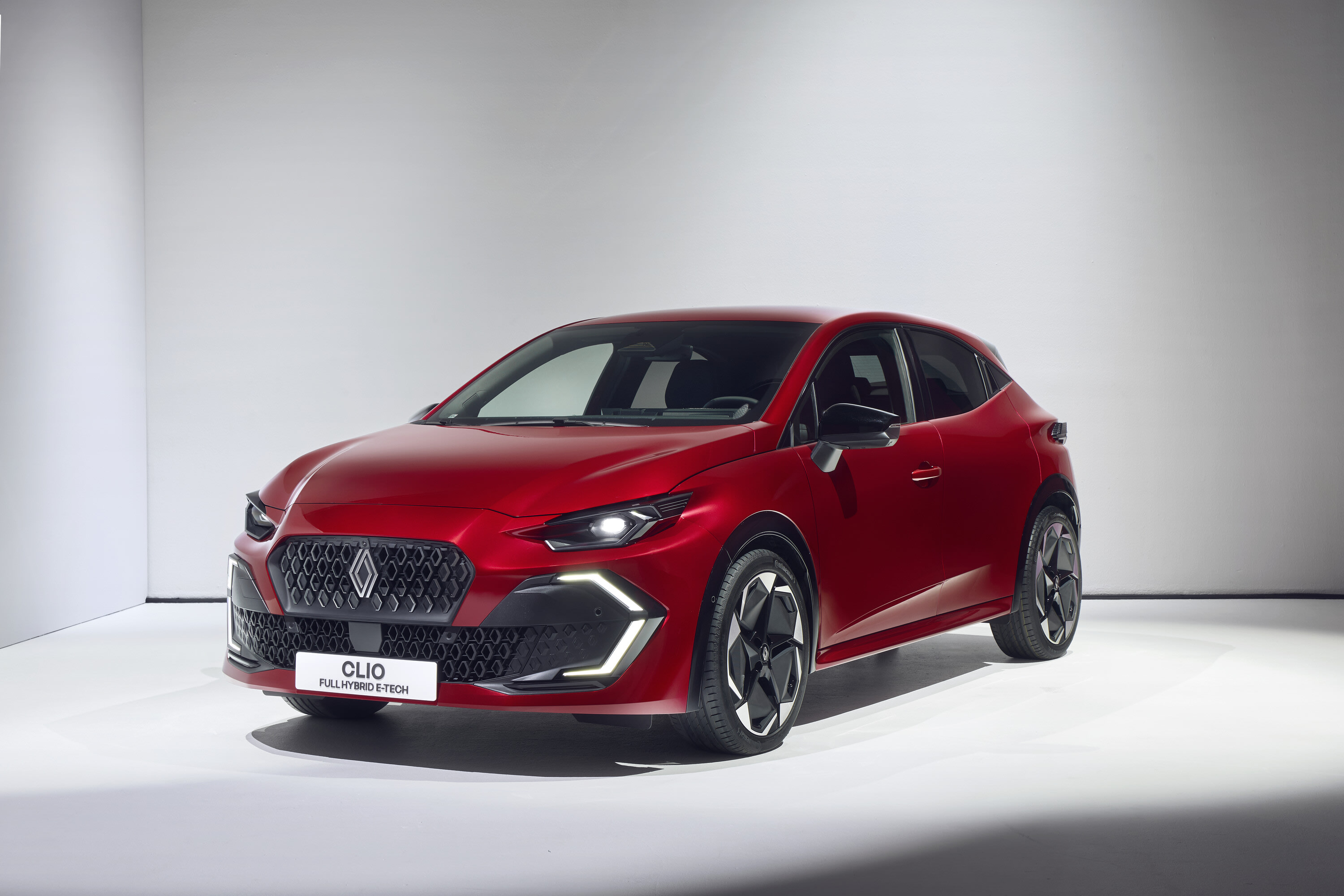 Ein Renault Clio E-Tech Hybrid.