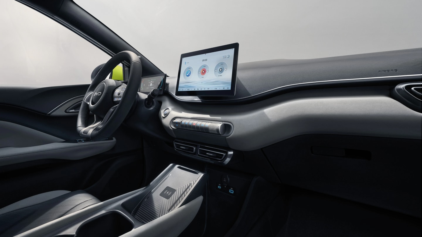 BYD Dolphin Surf