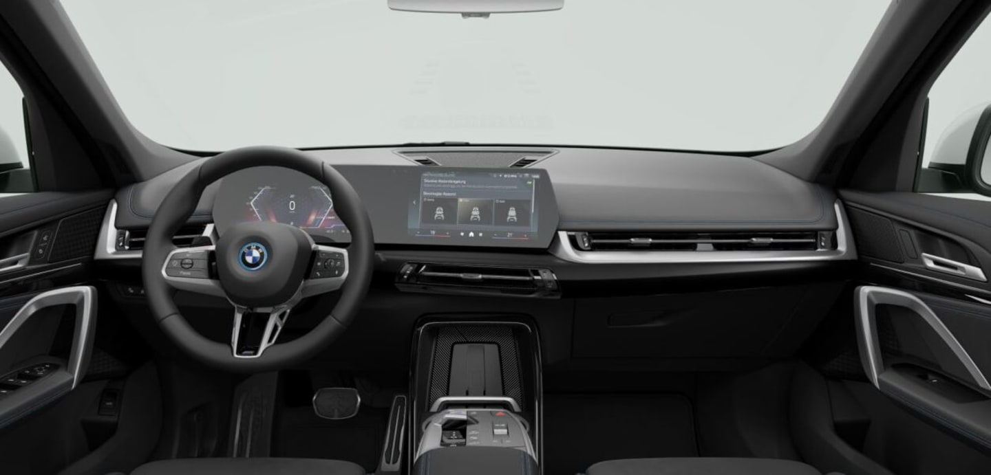 BMW iX1