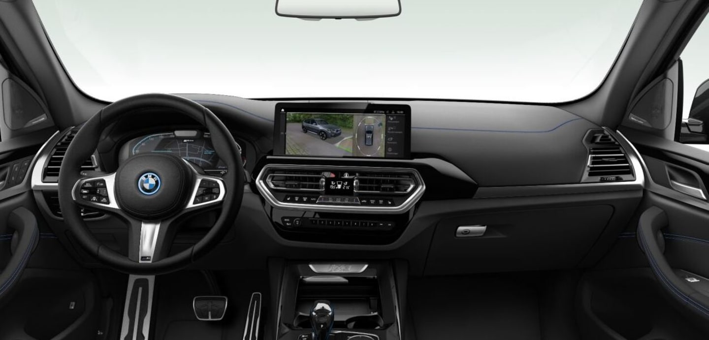 BMW iX3