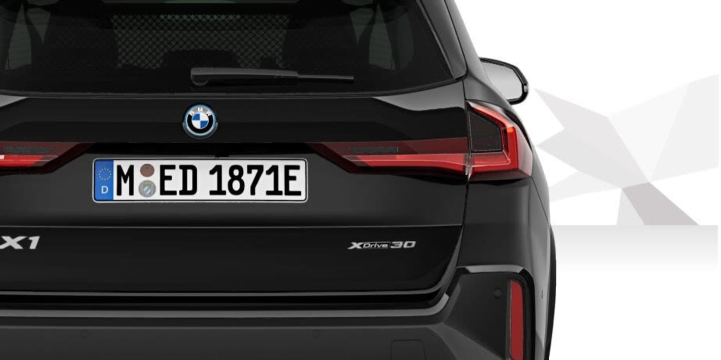 BMW iX1