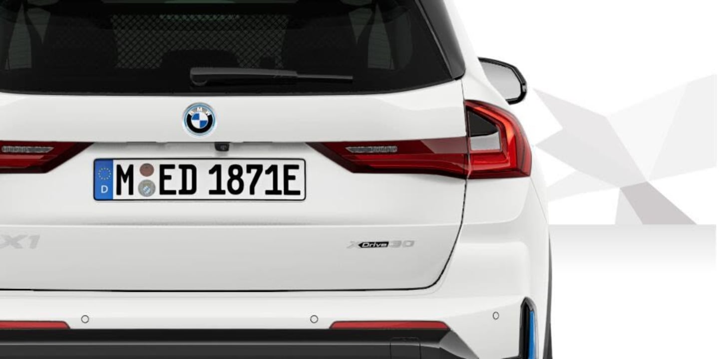 BMW iX1