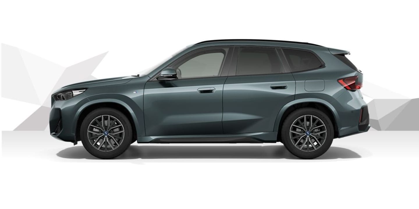 BMW iX1