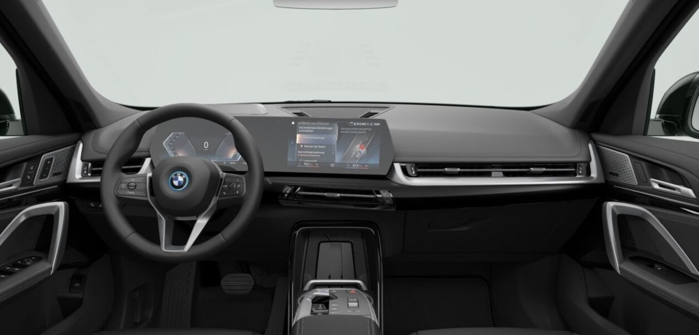 BMW iX1