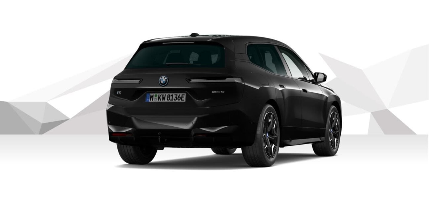 BMW iX