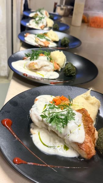 restobons/uploads/dcklix3cta2hirboa6rj