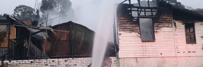 An image relating to the news item Firefighters praise hero neighbour after house fire 