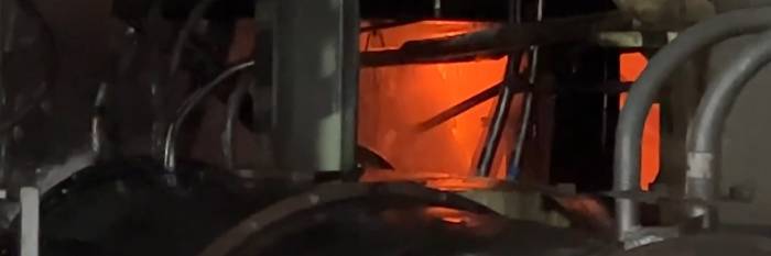 An image relating to the news item Molten glass emergency - Video