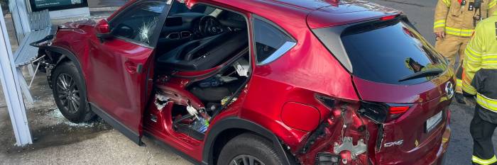 An image relating to the news item Car crashes into a bus in Sydney's Inner West