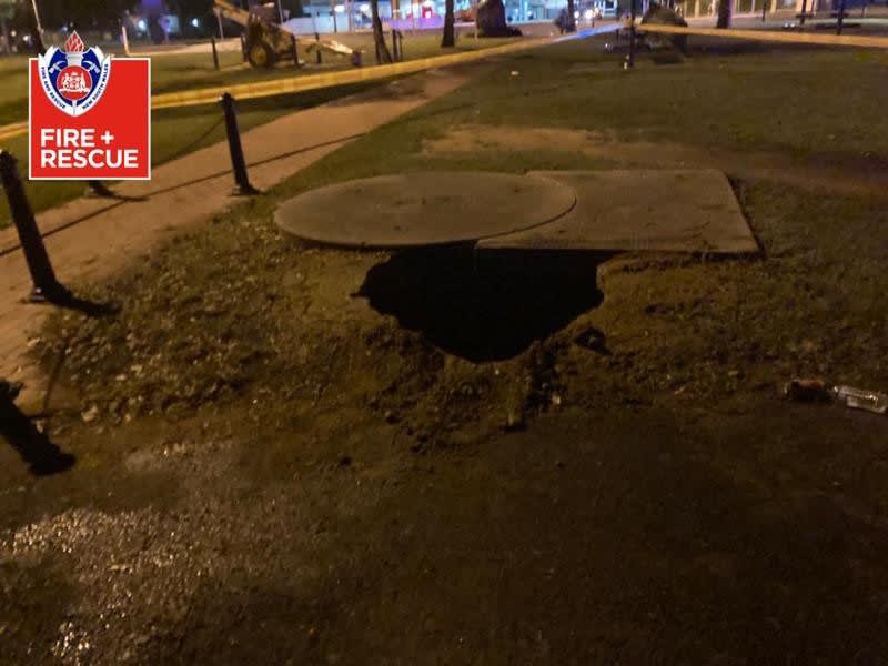An image relating to the news item Three people rescued from sinkhole