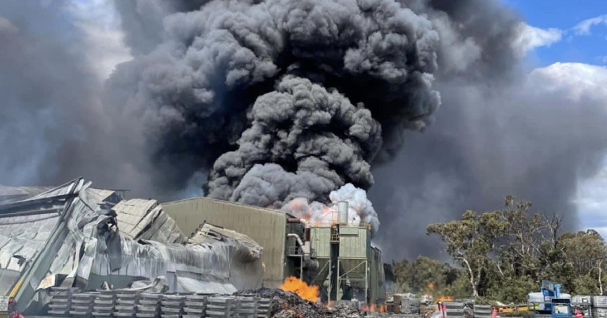 An image relating to the news item Massive Factory Fire