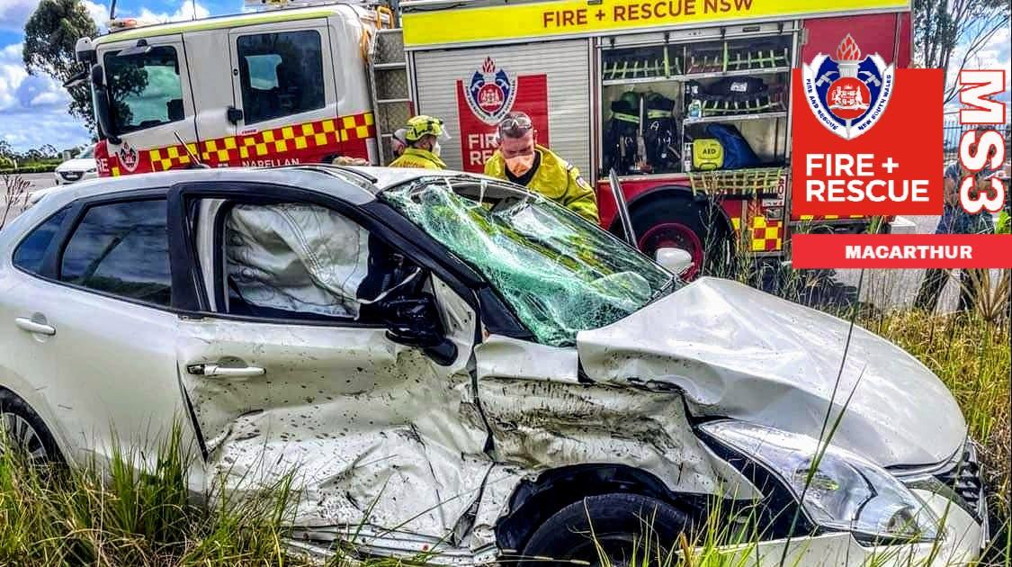 An image relating to the news item Person freed from car crash