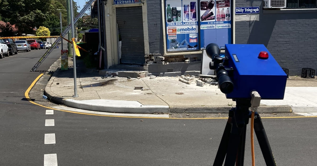 An image relating to the news item Car crashes into building