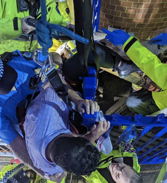 An image relating to the news item Impaled man rescued from fence - VIDEO I/V