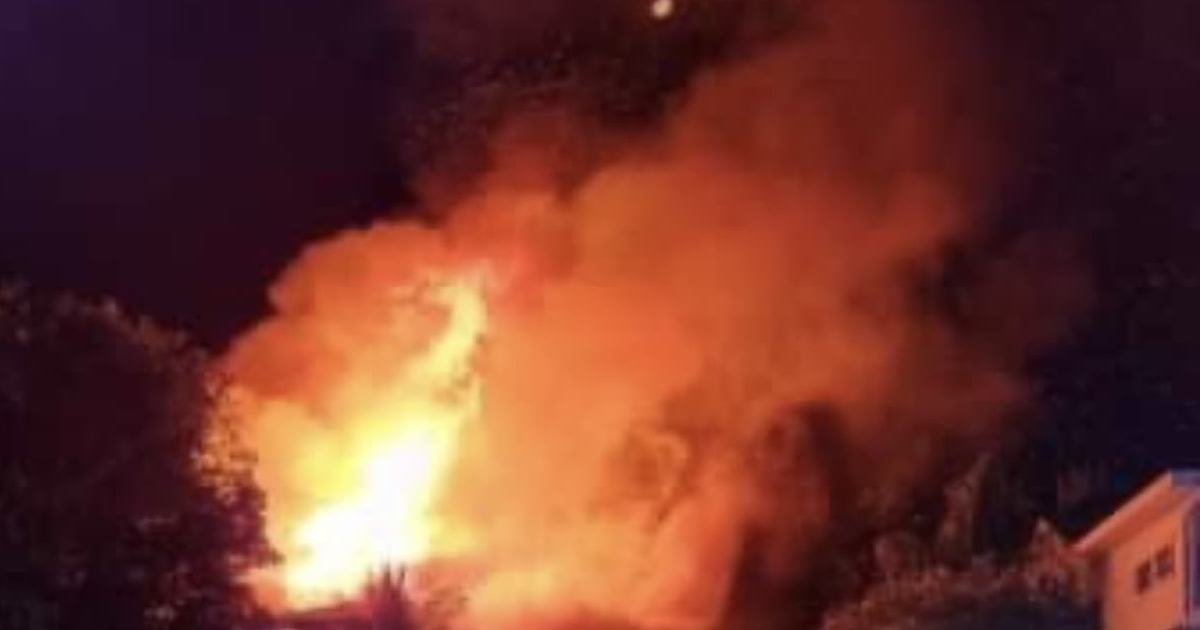 An image relating to the news item Family safe after house fire - Port Macquarie - Video