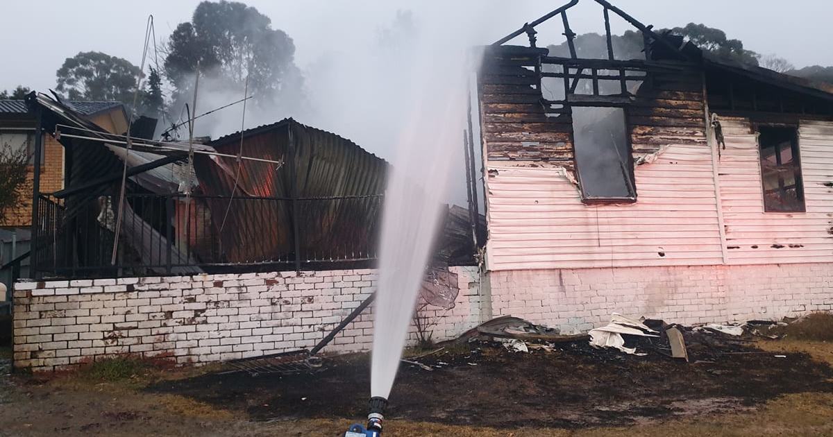 An image relating to the news item Firefighters praise hero neighbour after house fire 