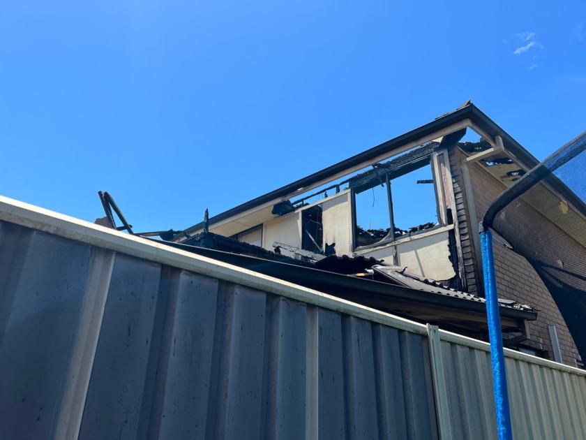 An image relating to the news item FRNSW crews extinguish major fire engulfing two houses in Sydney