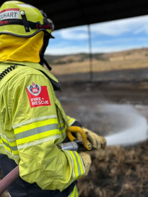 An image relating to the news item Fire and Rescue NSW crews heading home from Victorian bushfire zones - VIDEO