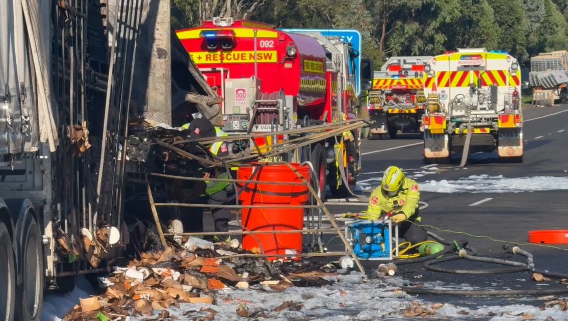 An image relating to the news item Truck crash and fire closes Hume Highway